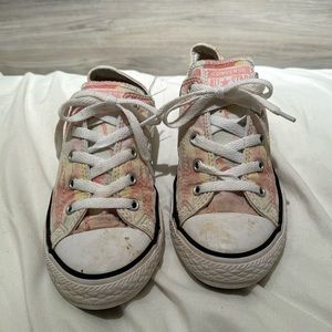Converse all star shoes pink